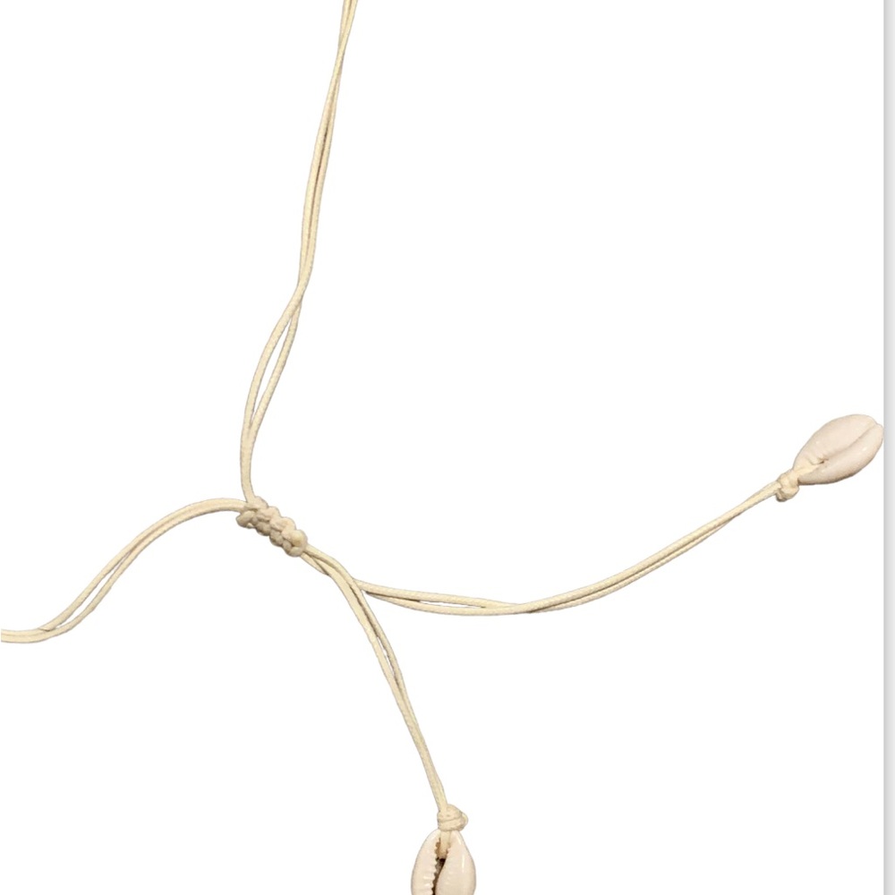 🐚 shell necklace - Picture 2 of 3